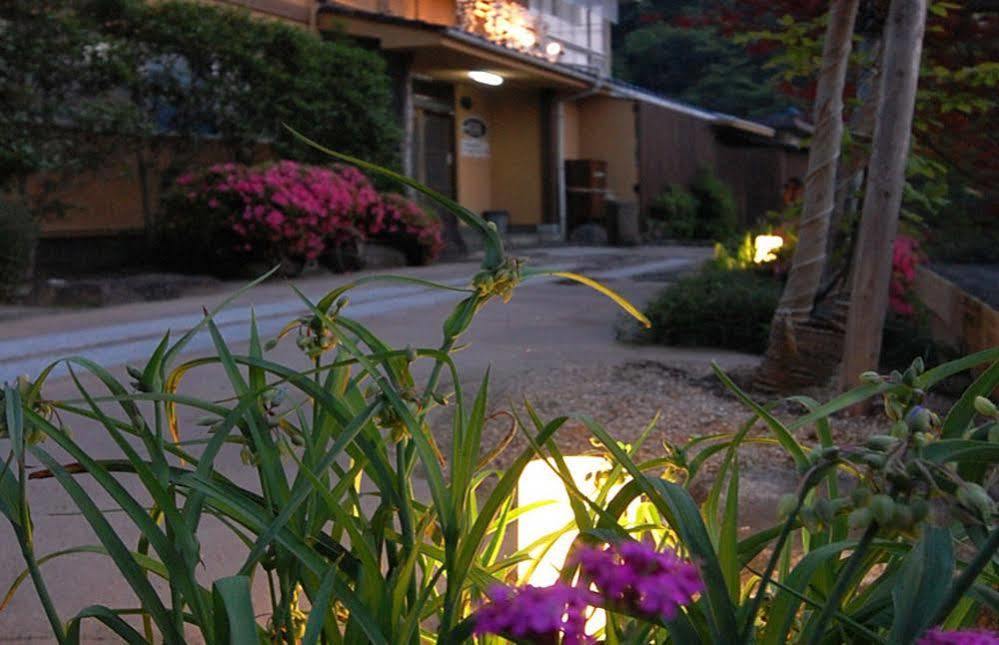 Yourou Onsen Honkan Onomichi Extérieur photo